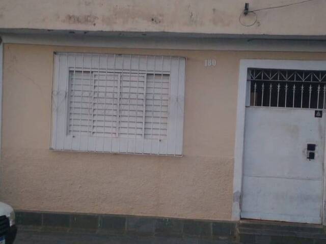 #46 - Casa para Venda em Pouso Alegre - MG